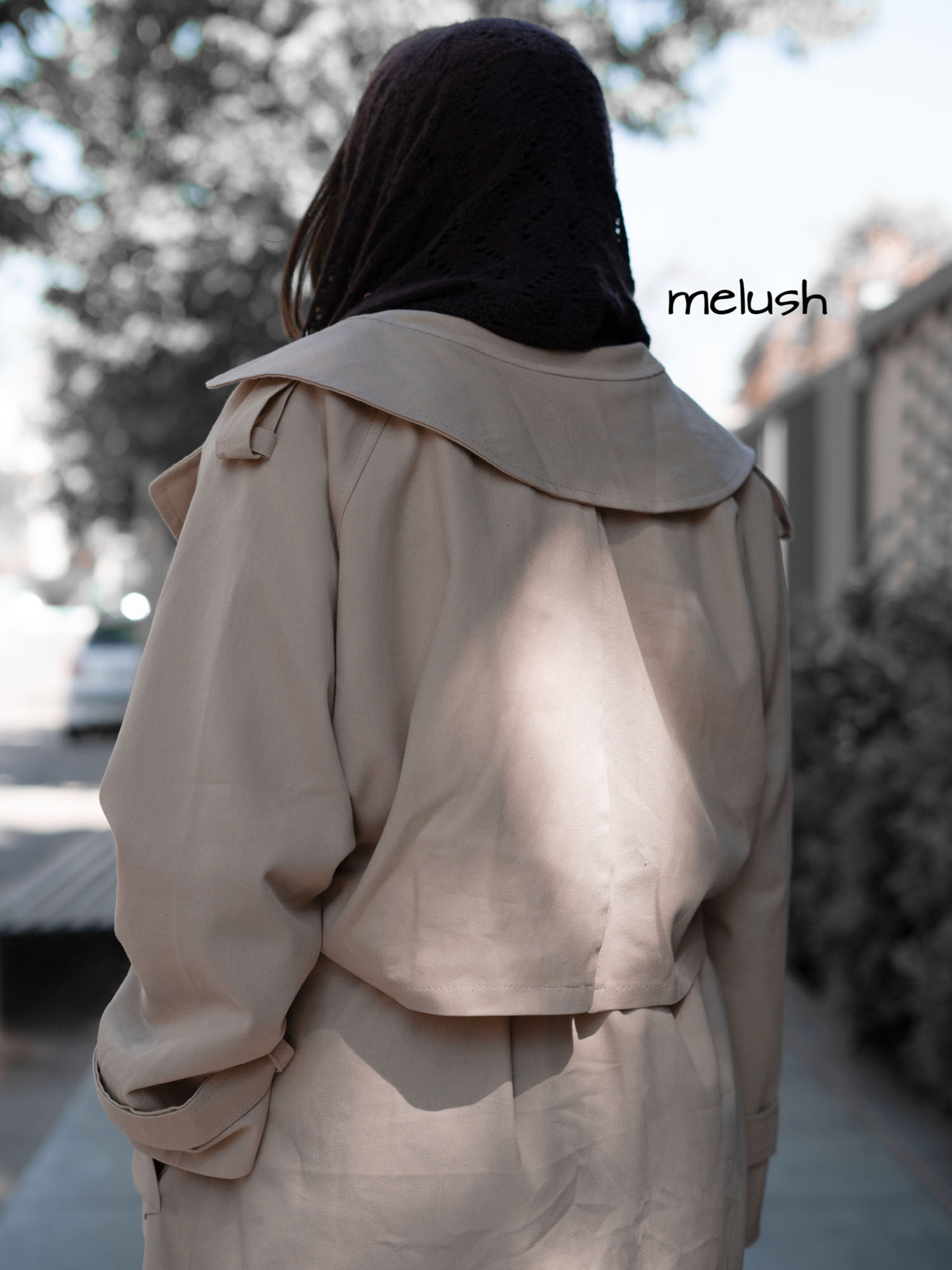 ترنچ کت لورا